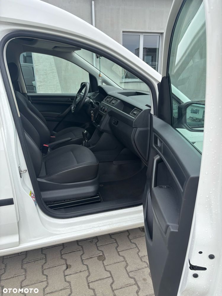 Volkswagen Caddy - 12