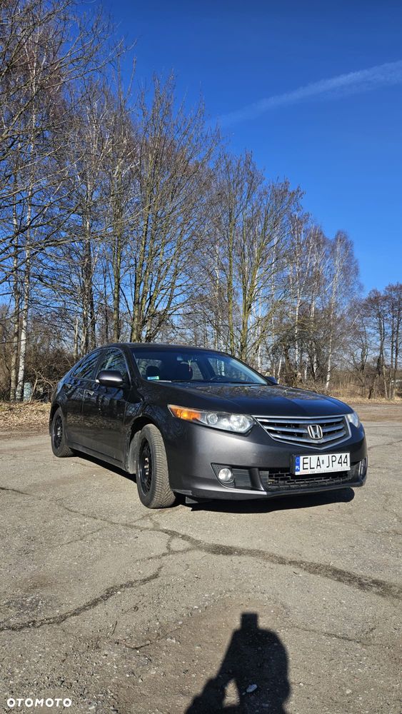Honda Accord 2.0 Executive Nav - 3