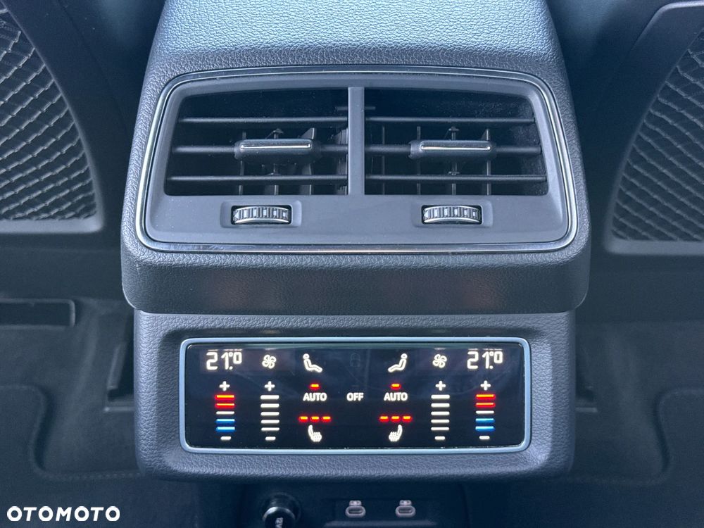 Audi e-tron 55 Quattro S Line - 19