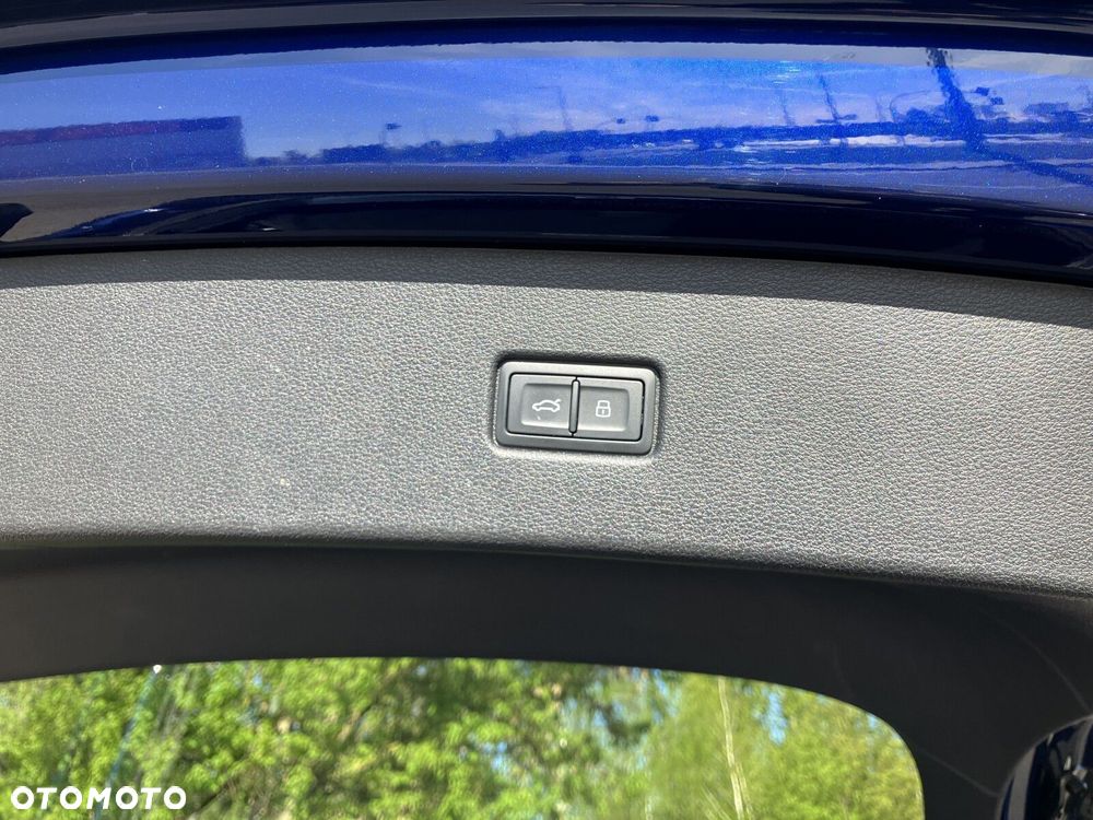 Audi Q5 Sportback - 25