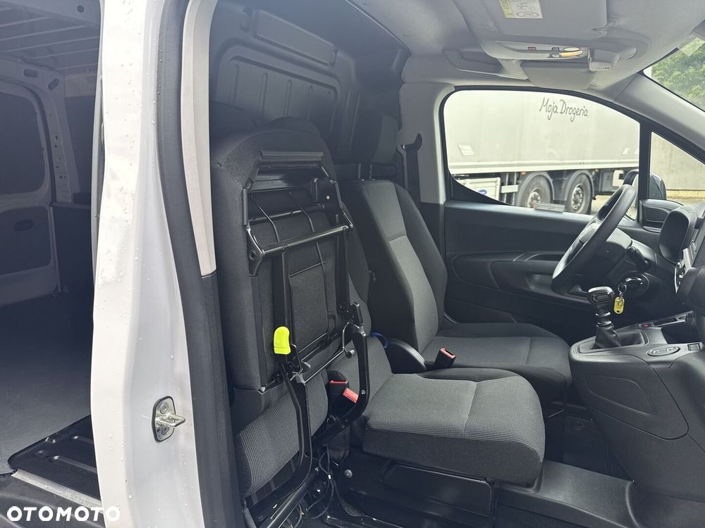 Toyota PROACE CITY - 24