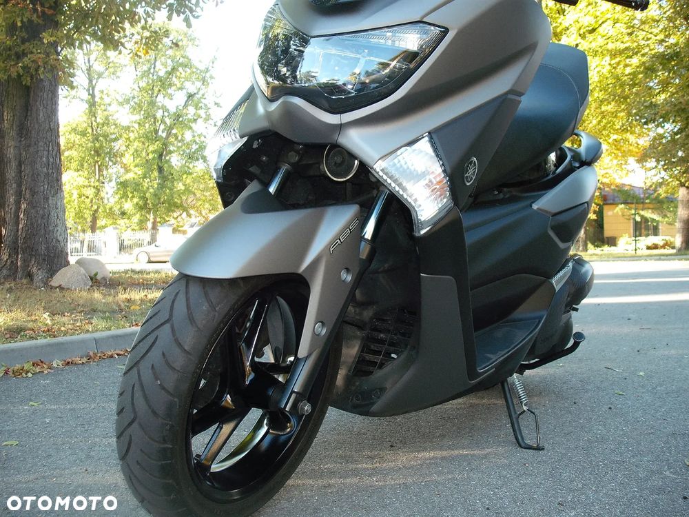 Yamaha NMAX - 1