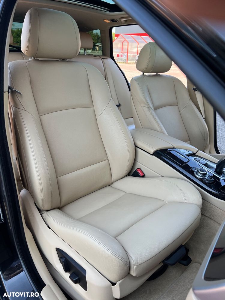 BMW Seria 5 520d Aut. Luxury Line - 8