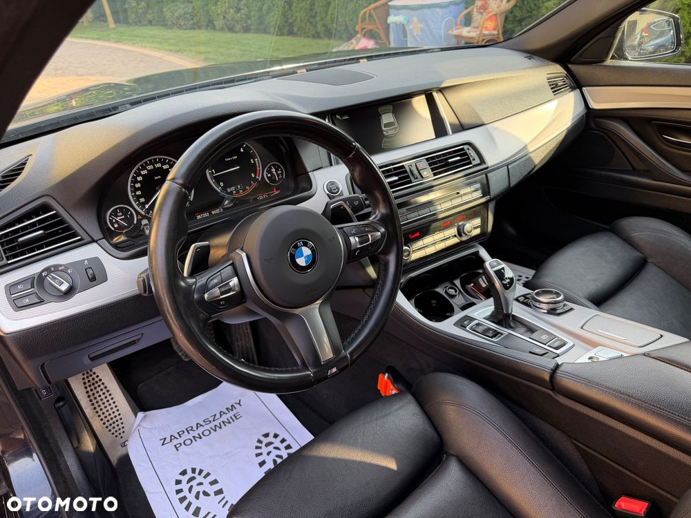 BMW Seria 5 525d Sport-Aut - 23