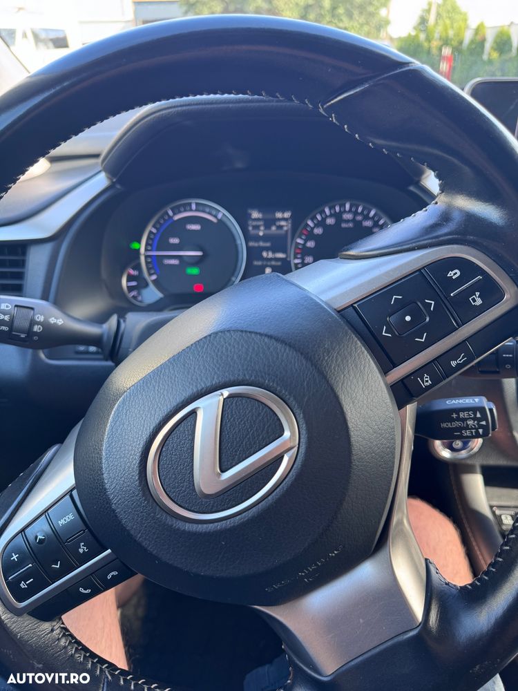 Lexus Seria RX - 5