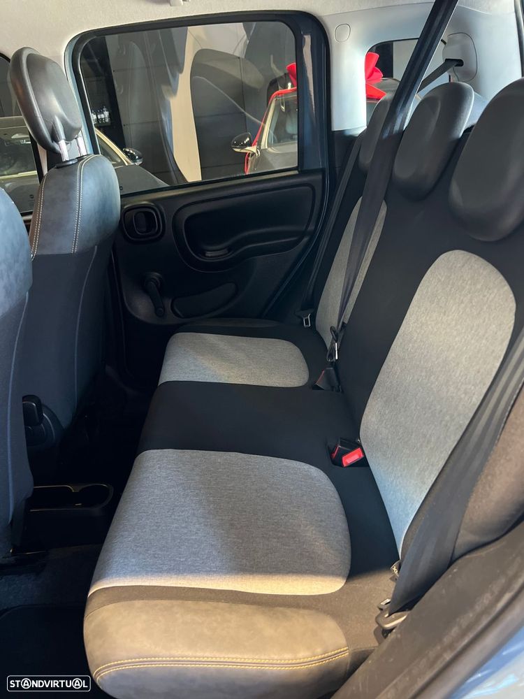 Fiat Panda 1.0 Hybrid Cross - 29