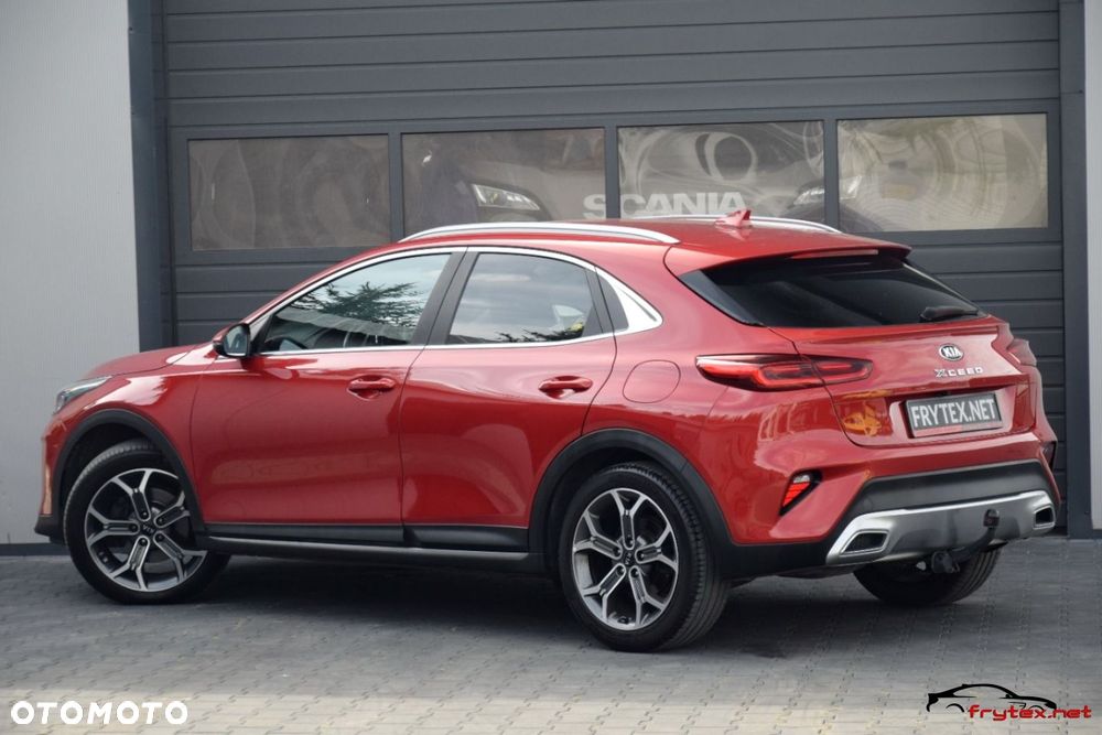 Kia XCeed - 14