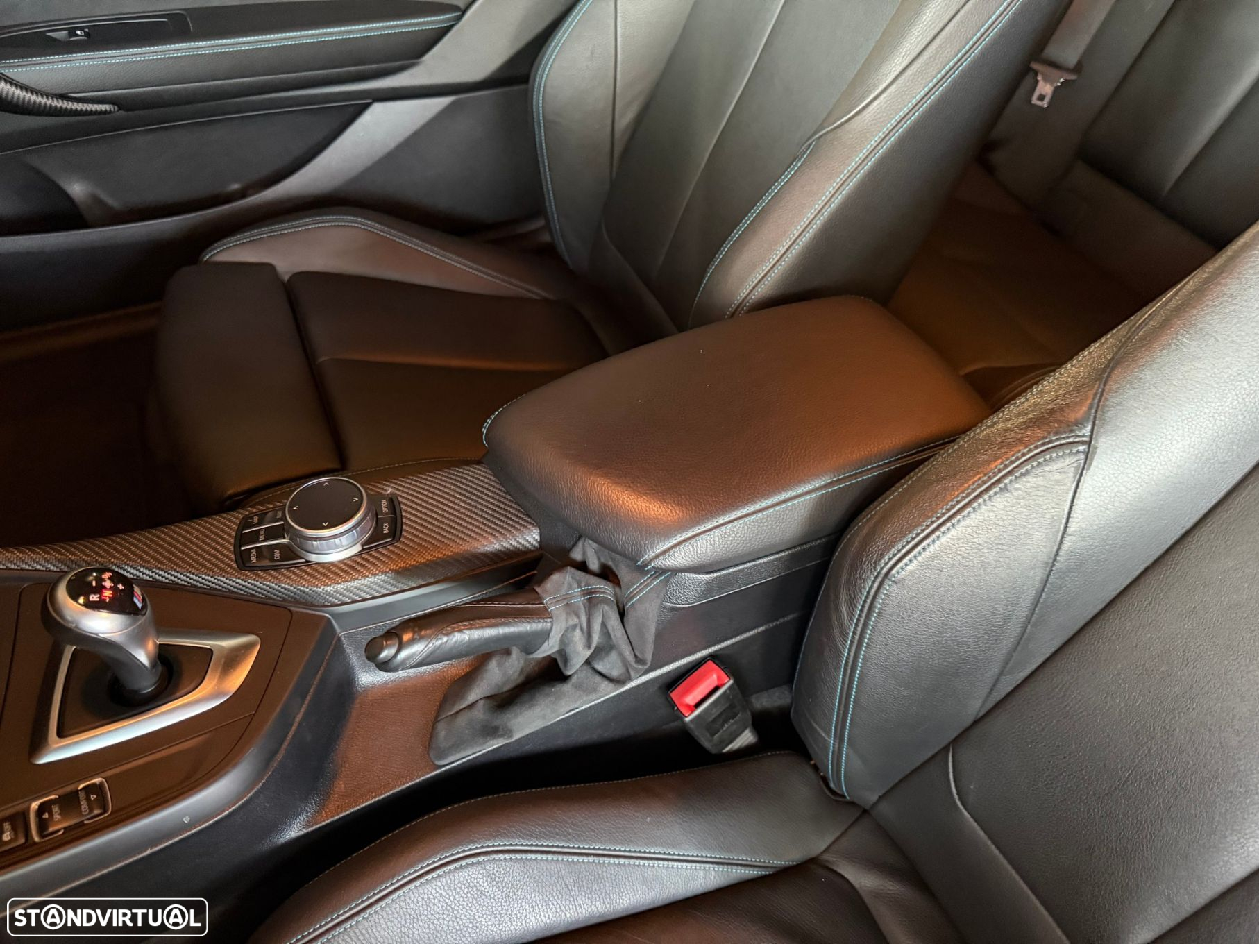 BMW M2 Auto - 28