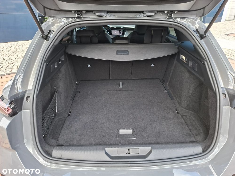 Peugeot 308 Hybrid 136 e-DSC6 GT - 11