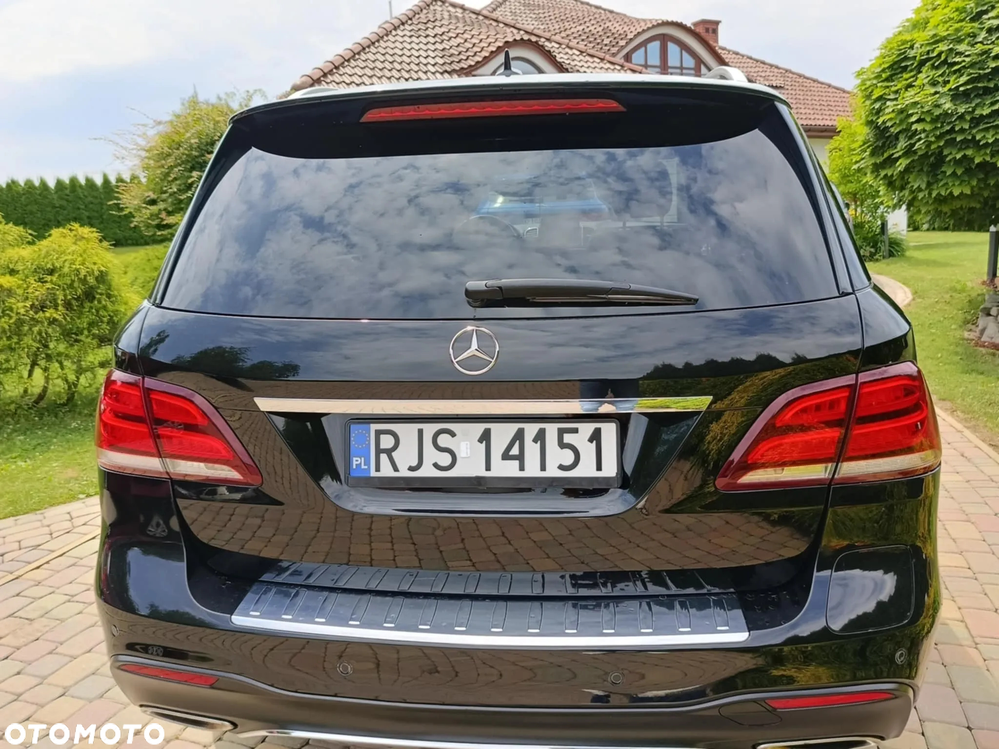 Mercedes-Benz GLE 500 e 4Matic 7G-TRONIC AMG Line - 10