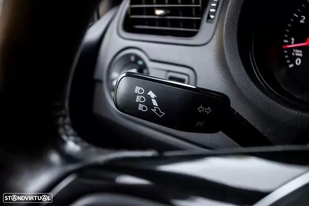 VW Polo - 16