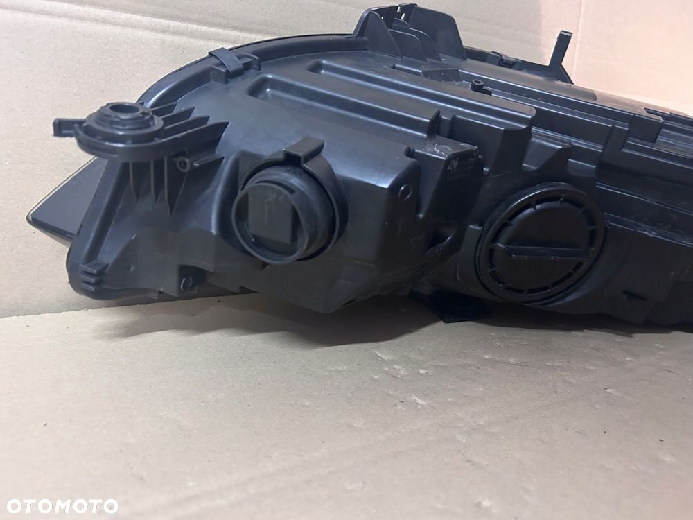 LAMPA LEWA AUDI A4 B9 8W LIFT FULL LED - 8