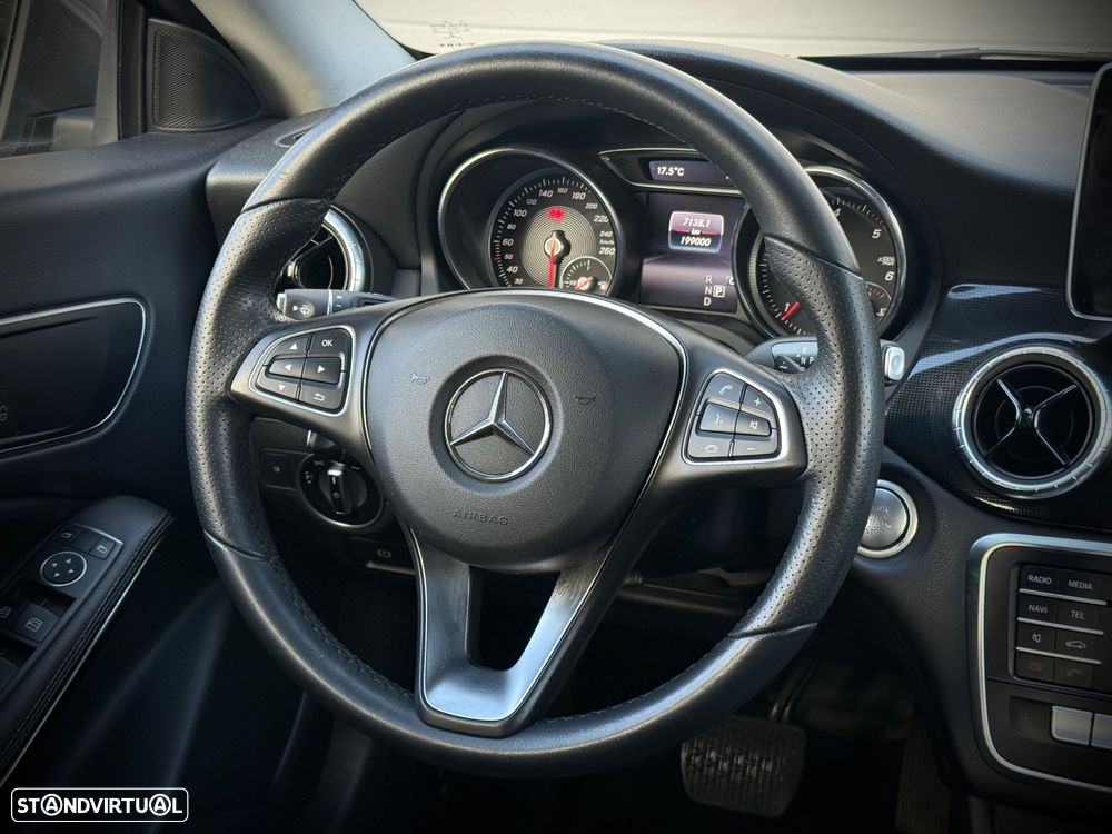 Mercedes-Benz CLA 180 - 26