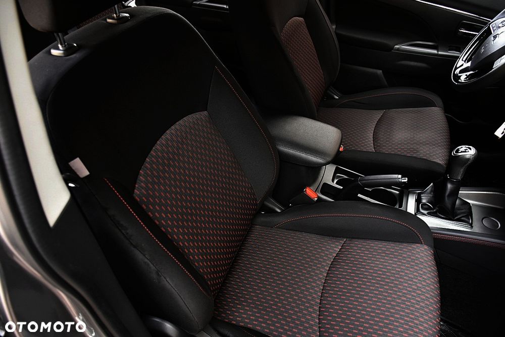 Mitsubishi ASX 1.6 ClearTec 2WD Edition - 33