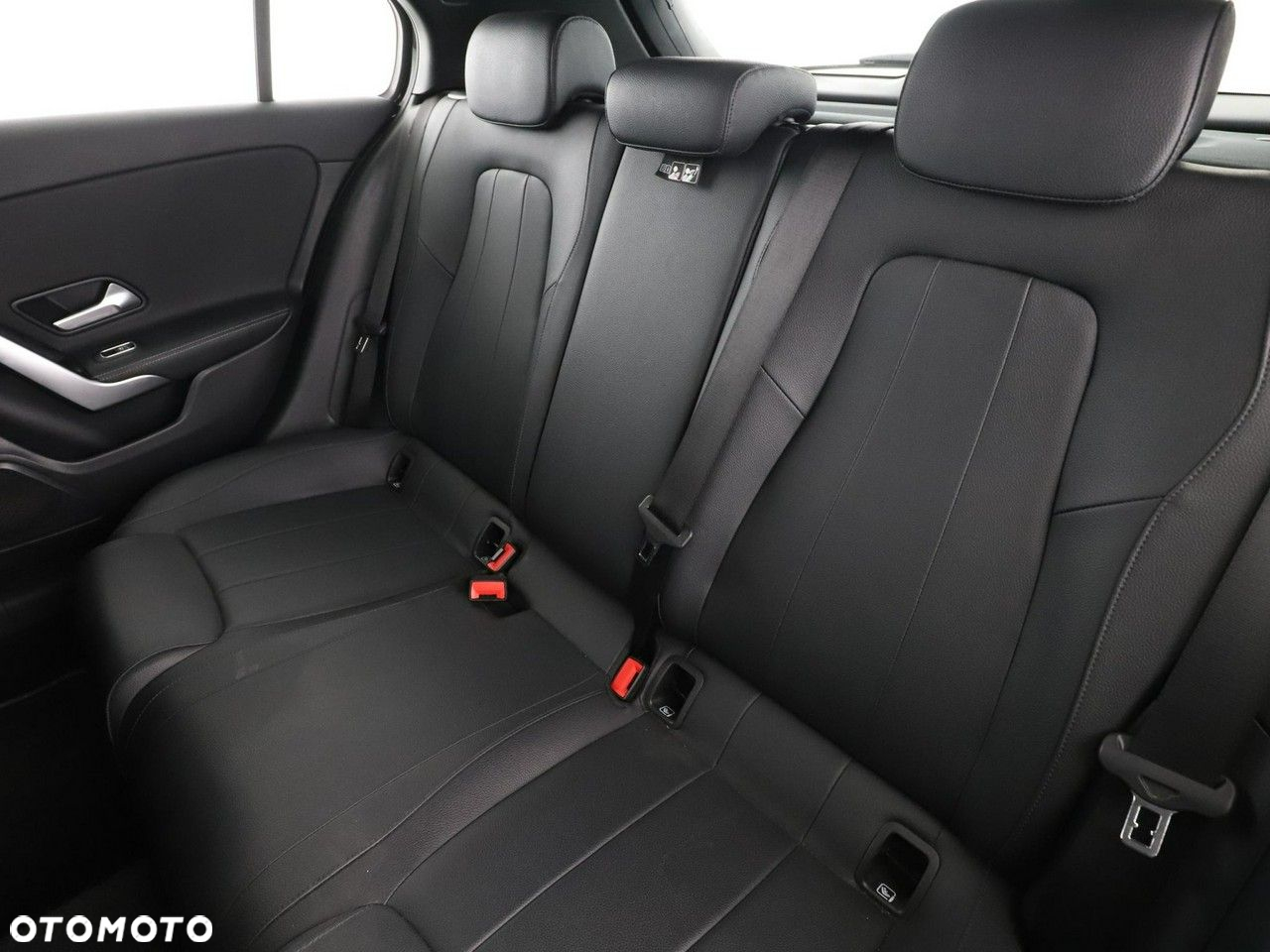 Mercedes-Benz Klasa A 180 d Progressive 8G-DCT - 17