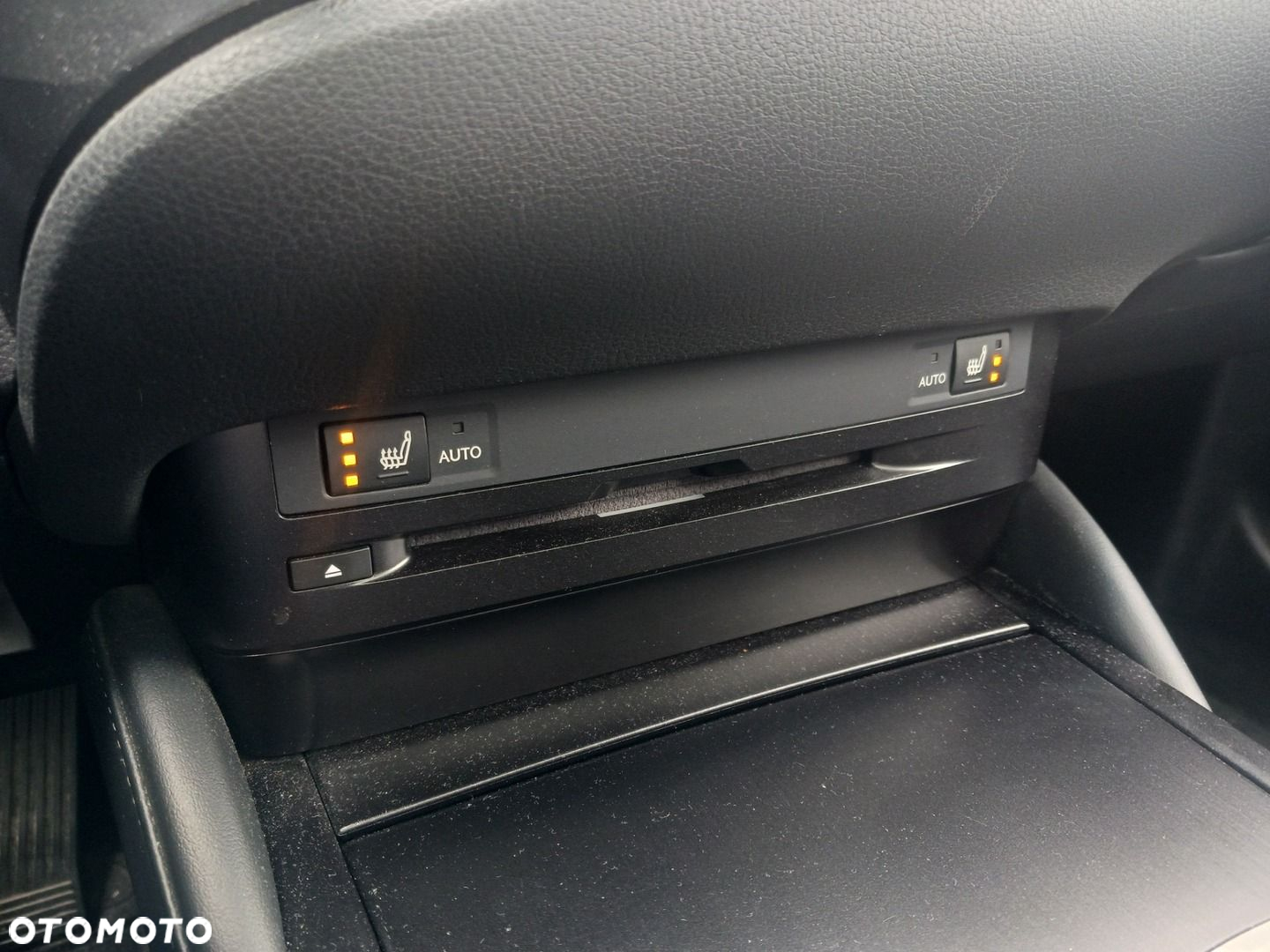 Lexus ES - 20