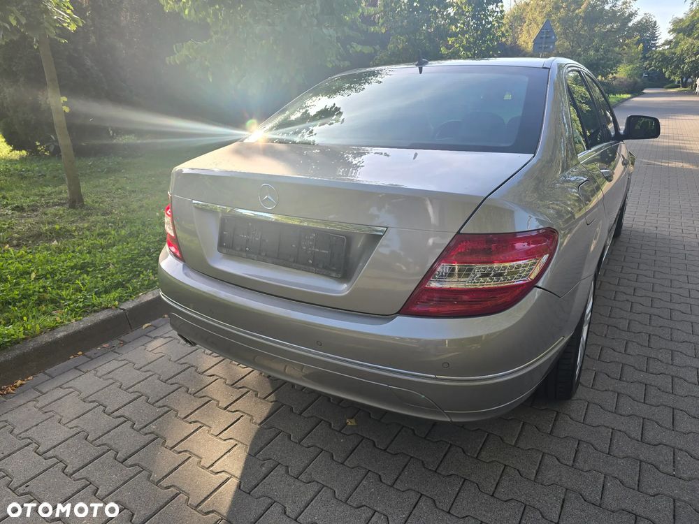 Mercedes-Benz Klasa C 220 CDI DPF Automatik Elegance - 8
