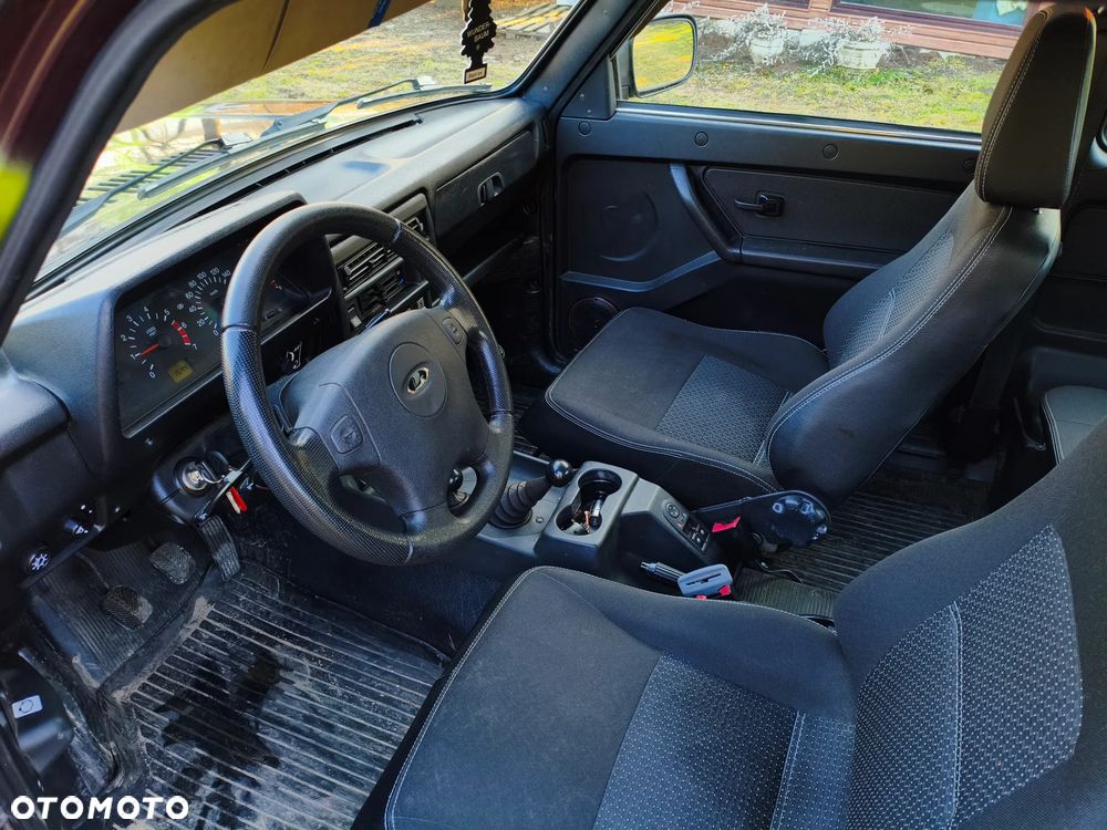 Lada Niva 4x4 - 5