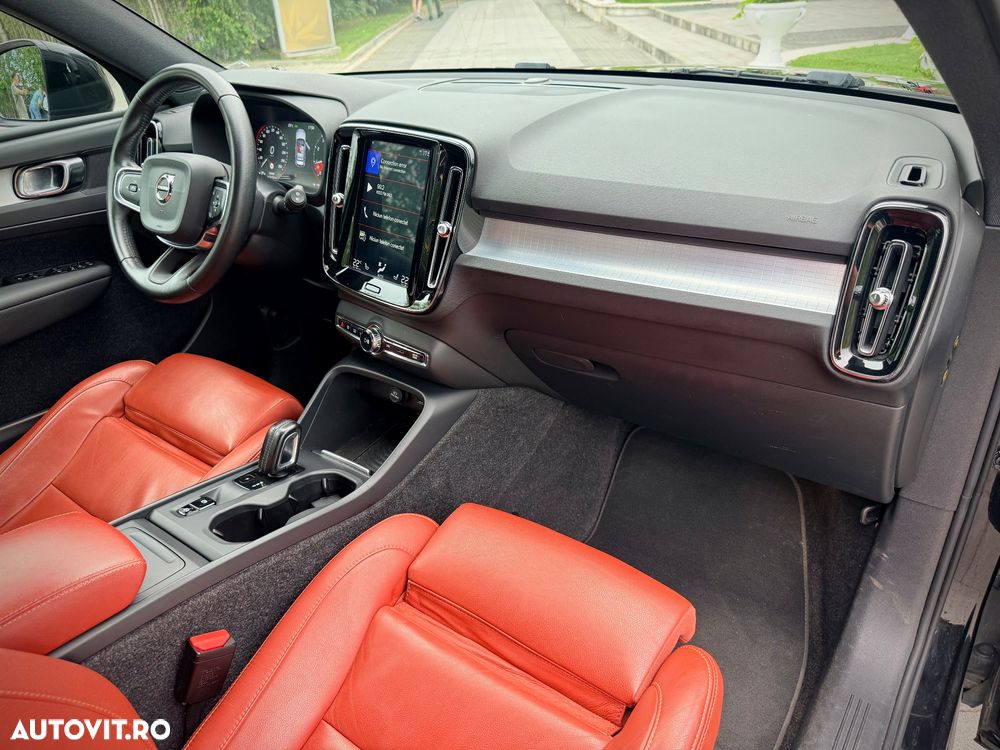 Volvo XC 40 T5 AWD Geartronic Momentum Pro - 5