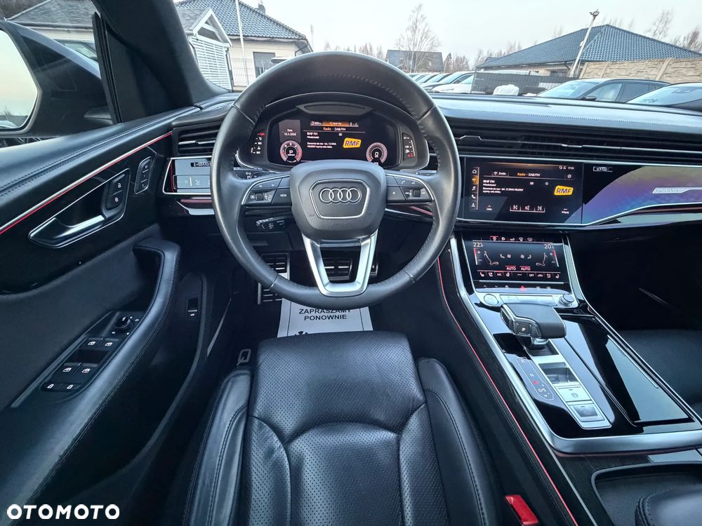 Audi Q8 - 38