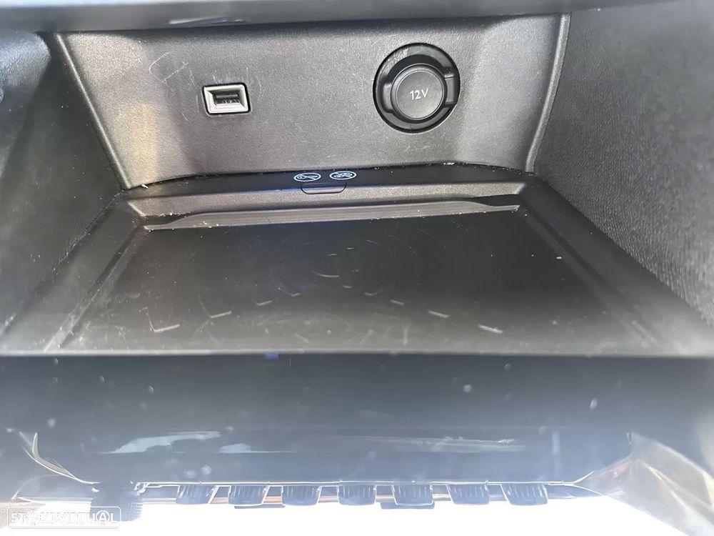 Peugeot 3008 1.2 PureTech Allure Pack - 33