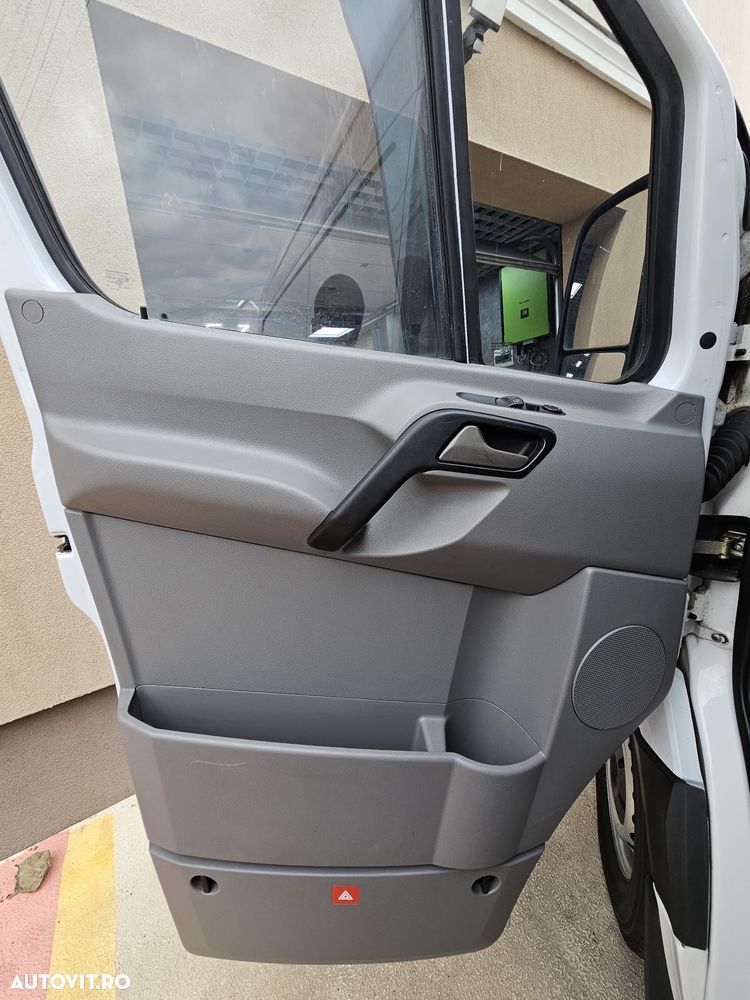 Mercedes-Benz Sprinter - 23