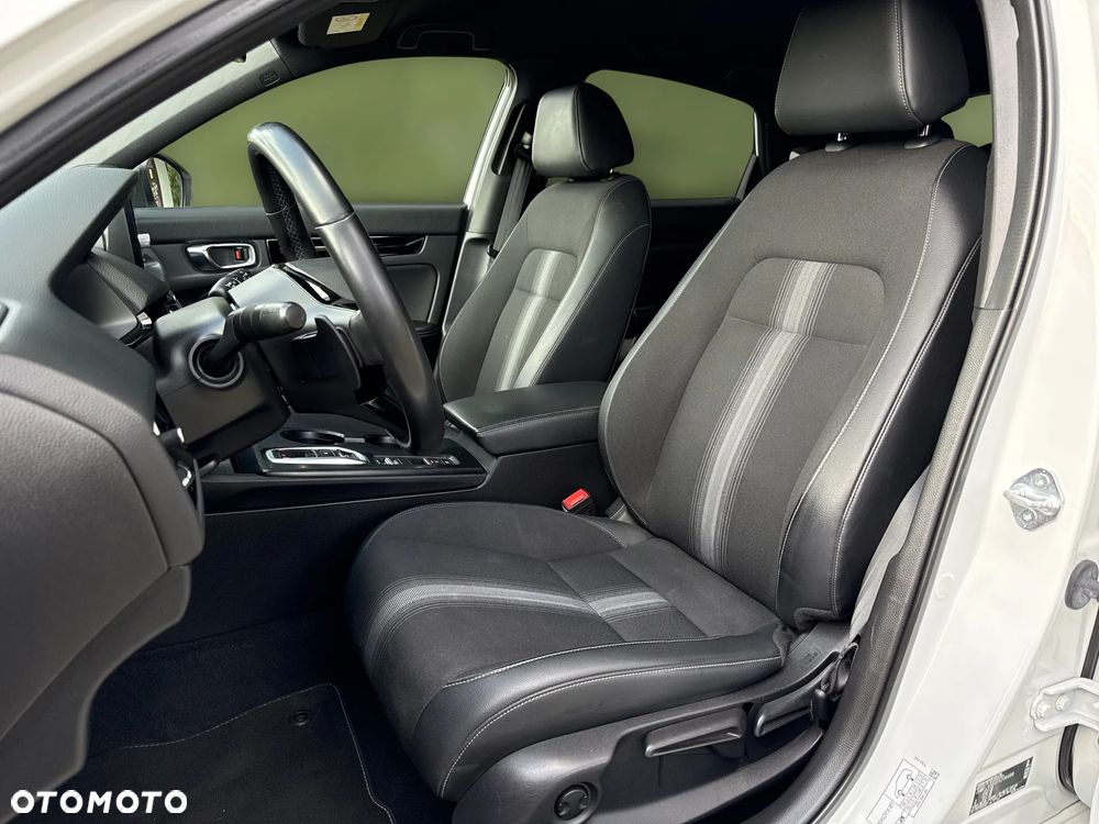 Honda Civic 2.0 i-MMD Sport BSI CVT - 12