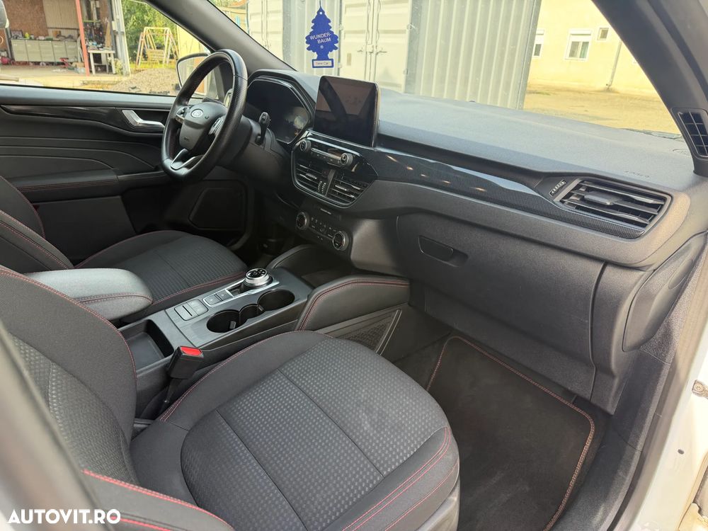 Ford Kuga 2.5 Duratec FHEV ST-LINE - 14