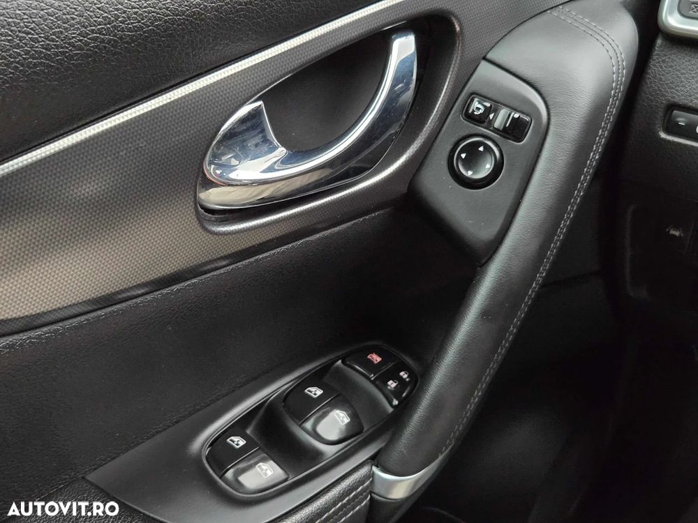 Nissan Qashqai 1.6 DCI TEKNA - 25