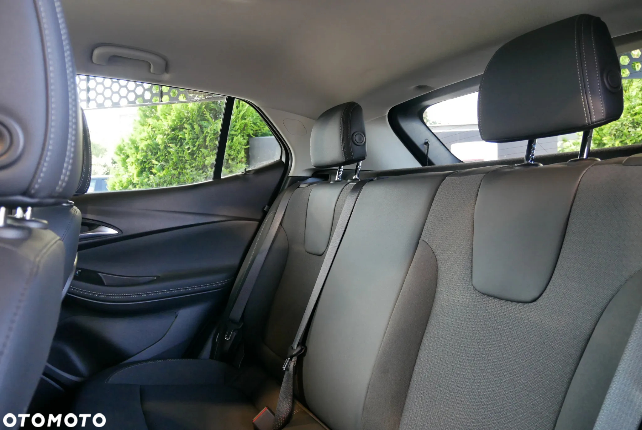 Buick Encore - 14