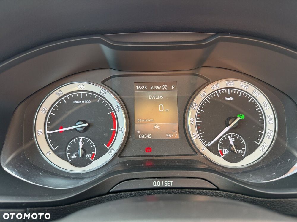 Skoda Karoq 1.5 TSI ACT Style DSG - 18