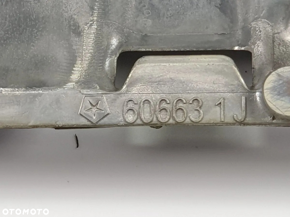 JEEP GRAND CHEROKEE WK2 3.6 16-21r Separator Odpowietrznik Oleju - 3