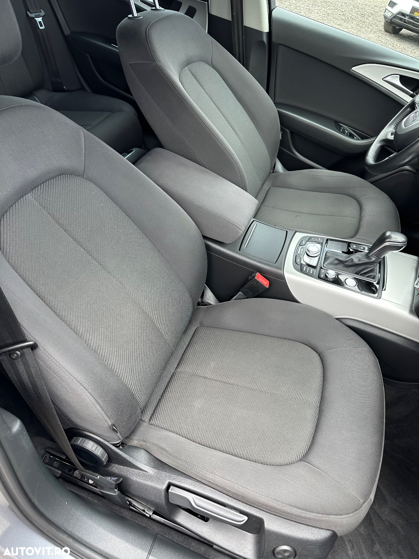 Audi A6 Avant 2.0 TDI Ultra S tronic - 20
