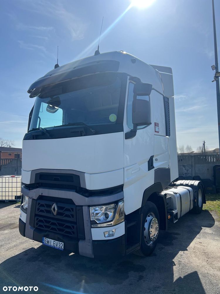 Renault Gama T High - 2