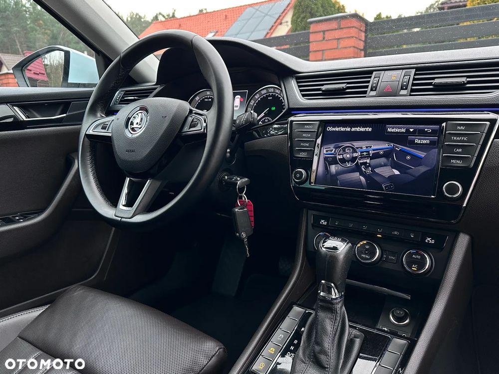 Skoda Superb 2.0 TDI DSG L&K - 8