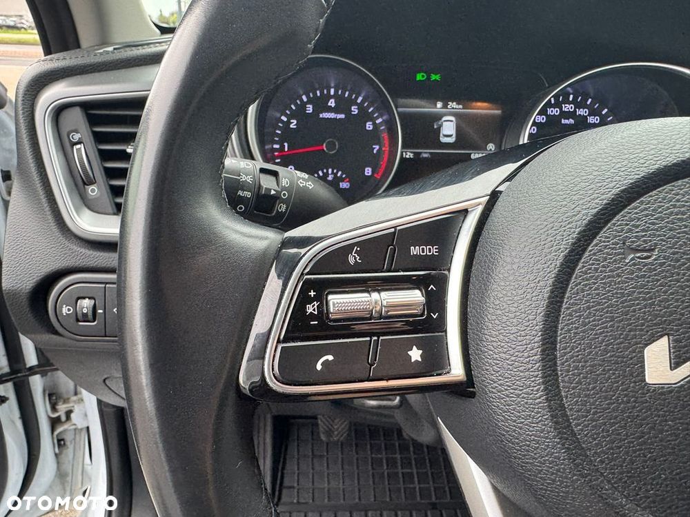 Kia Ceed 1.5 T-GDI M - 16