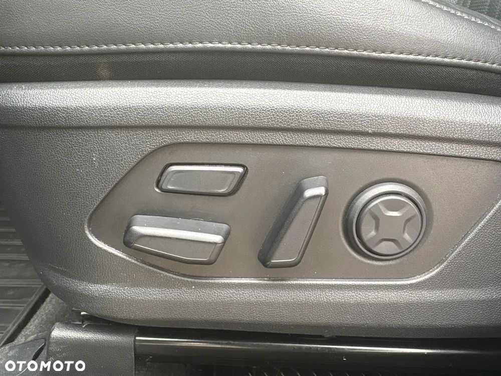 Kia Sorento 2.2 CRDi Prestige Line AWD DCT 7os - 28