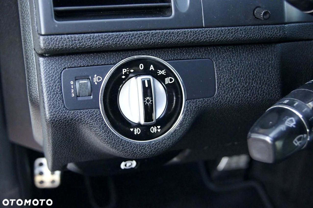 Mercedes-Benz Klasa C 180 T Kompressor Automatik Avantgarde - 18
