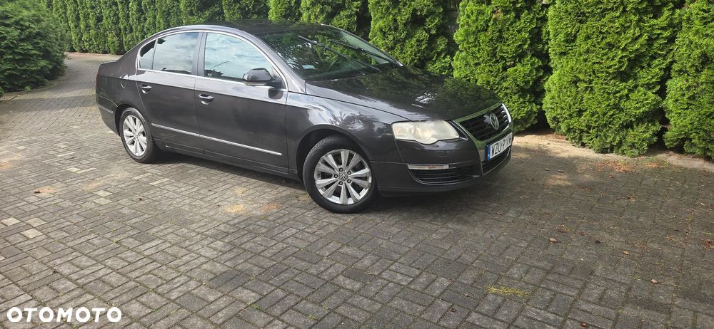 Volkswagen Passat 2.0 FSI Sportline - 1