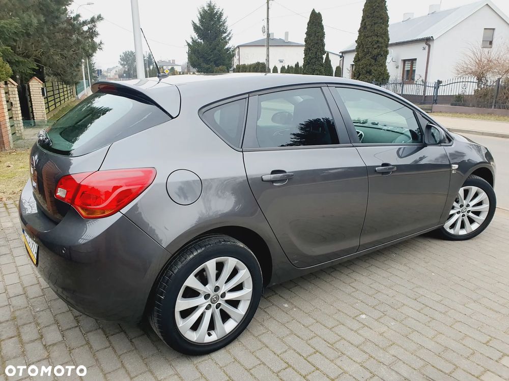 Opel Astra 1.4 Turbo - 15