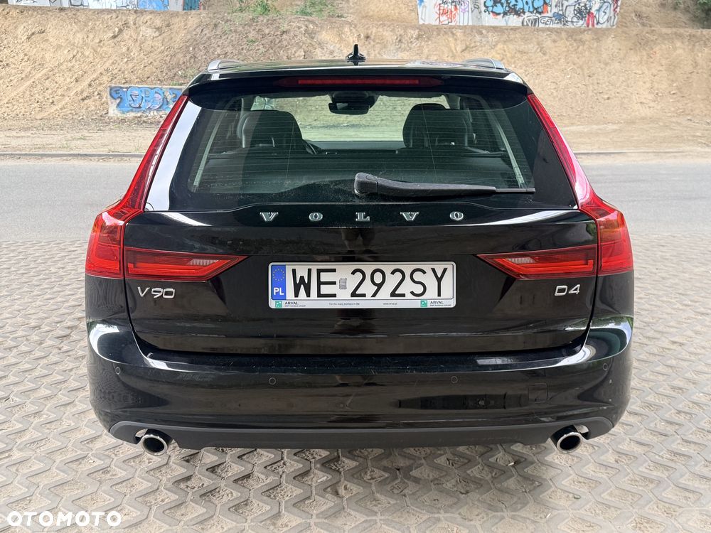 Volvo V90 D4 Momentum - 7