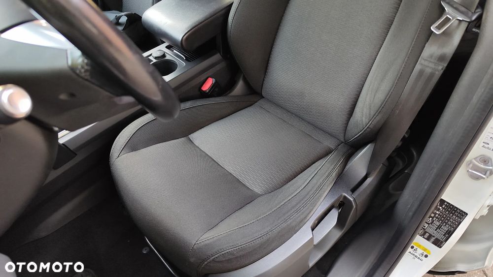 Land Rover Discovery Sport 2.0 eD4 Pure - 23