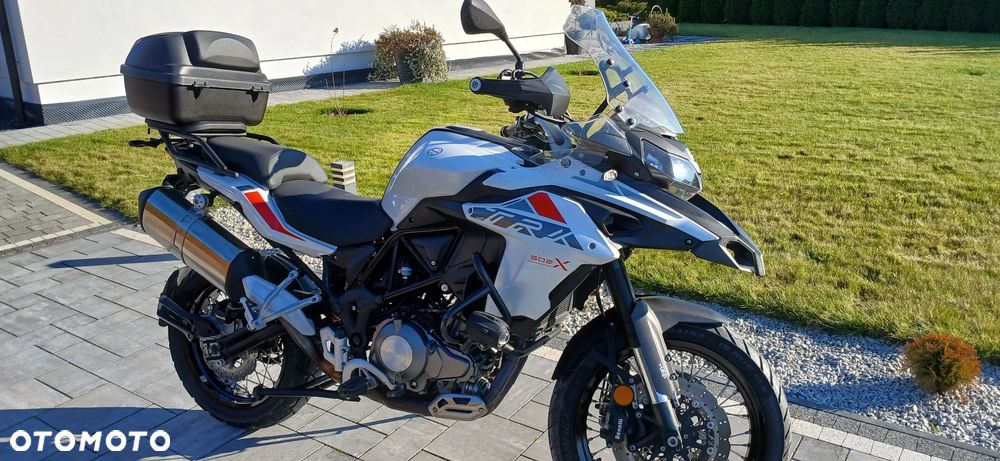 Benelli TRK 502X - 8