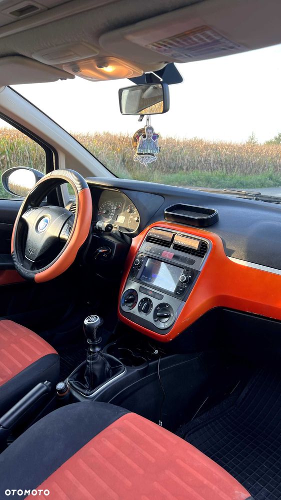 Fiat Punto 2006 photo 5