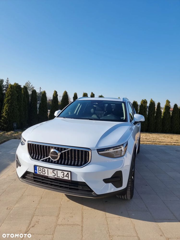 Volvo XC 40 T5 AWD Momentum (Intro Edition) - 1