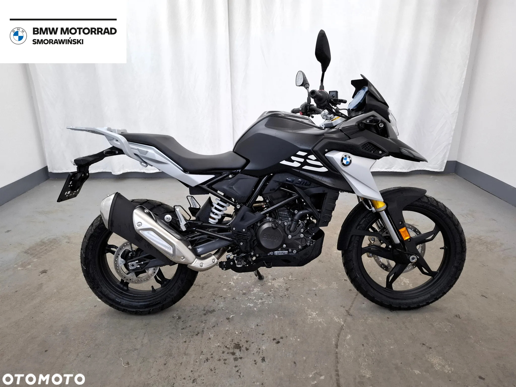 BMW G - 8