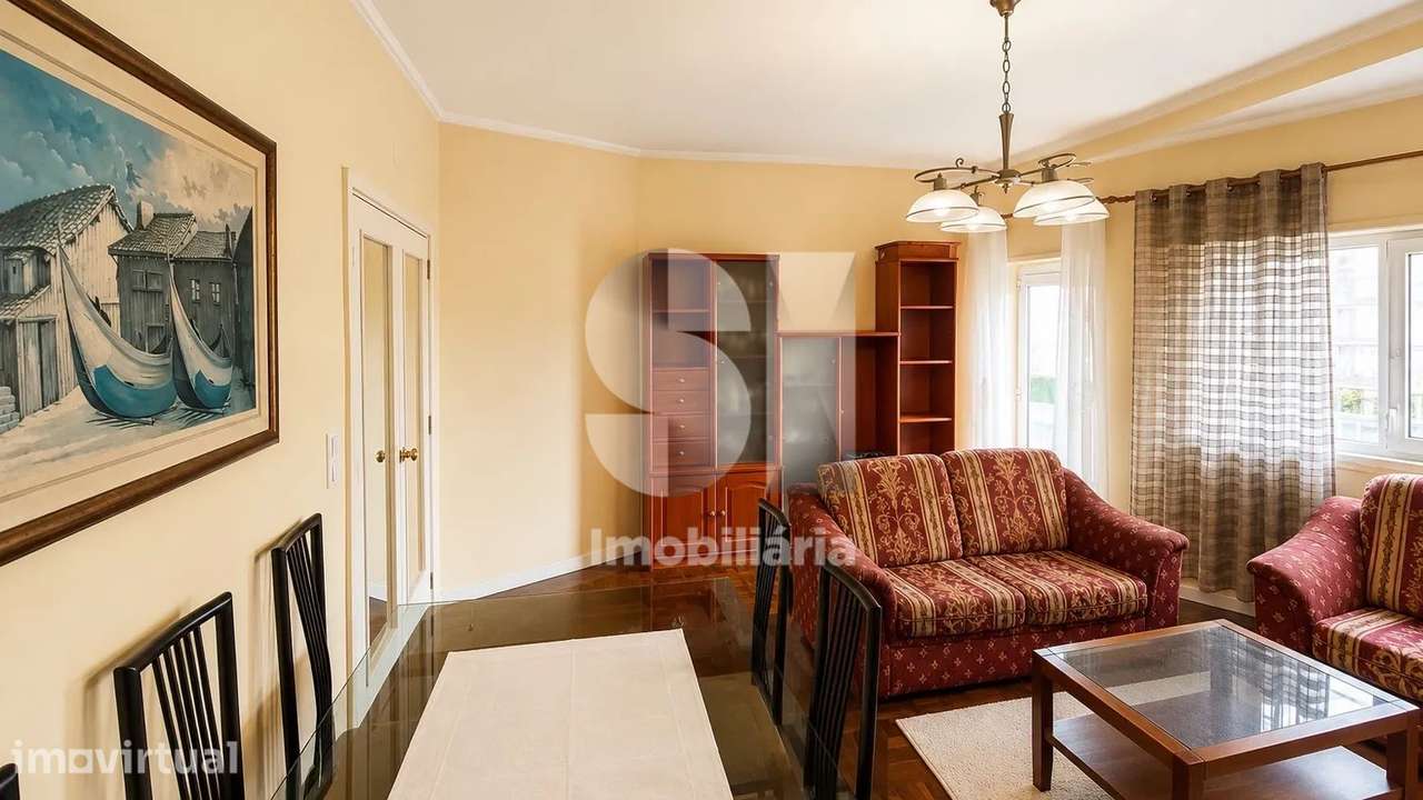 Apartamento T3 com Garagem e Sótão - Grande imagem: 2/21