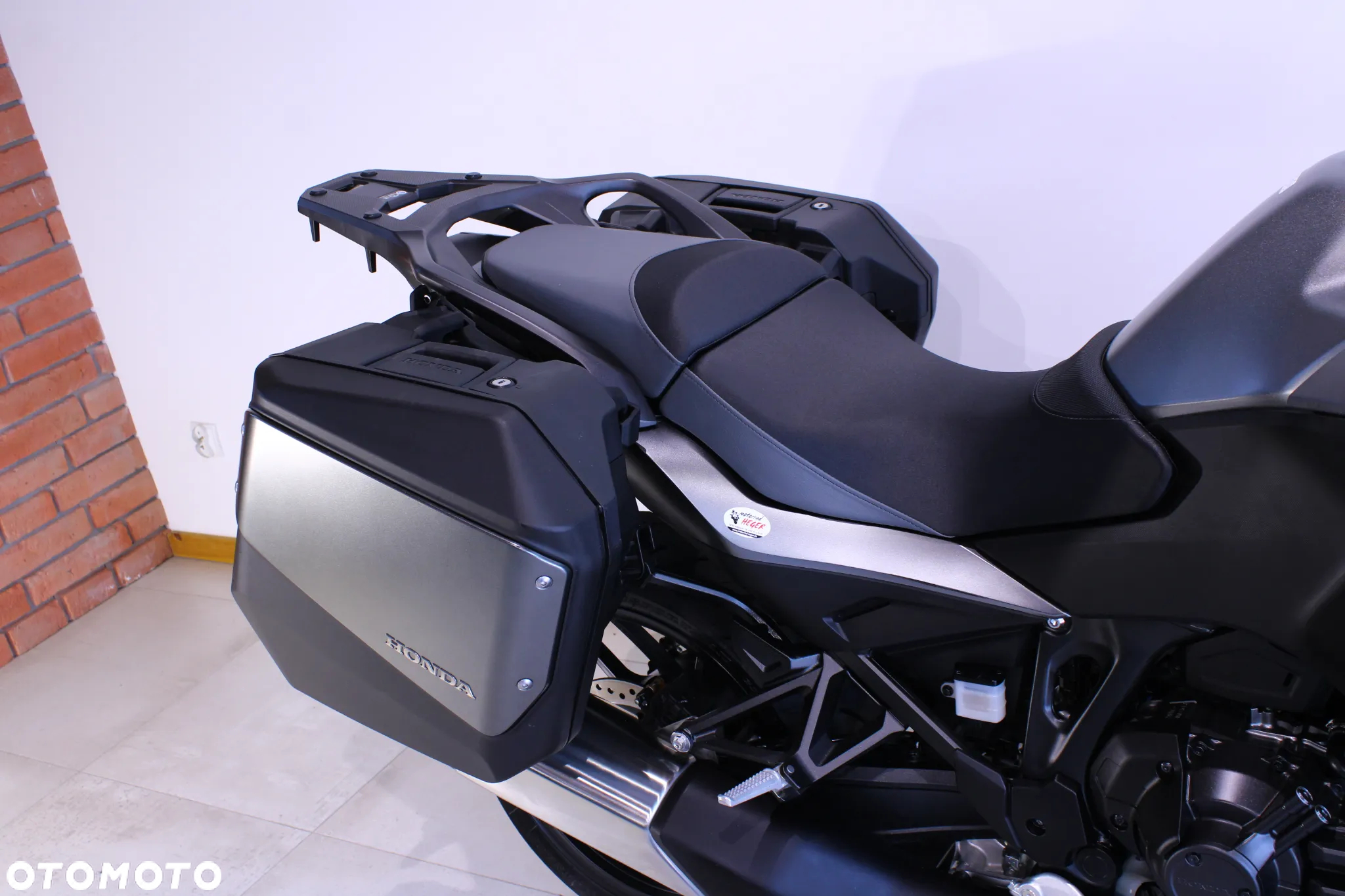 Honda NT - 14