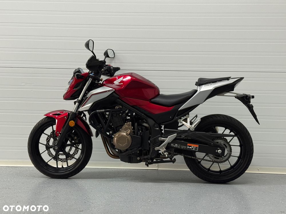 Honda CB - 12