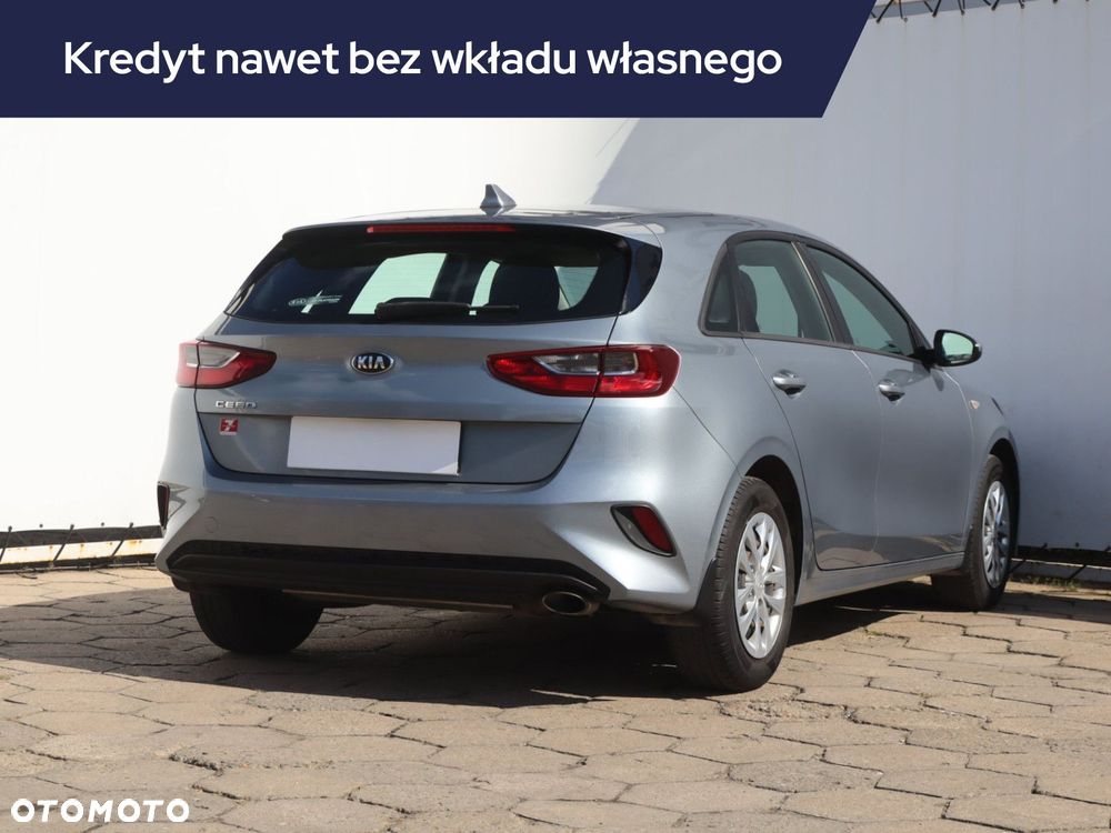 Kia Ceed - 7